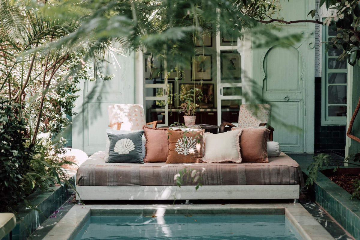 CUSHIONS CUSHIONS & MORE CUSHIONS