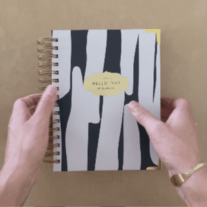 MINIMAL 2025 Daily Planner: BLEND