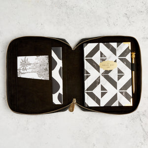 Petite 2024 Weekly Planner: TILE