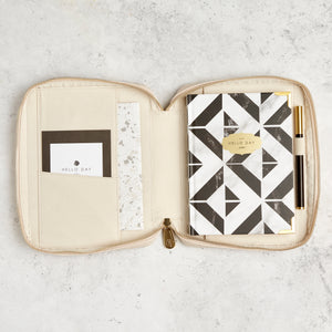 Petite 2024 Weekly Planner: TILE