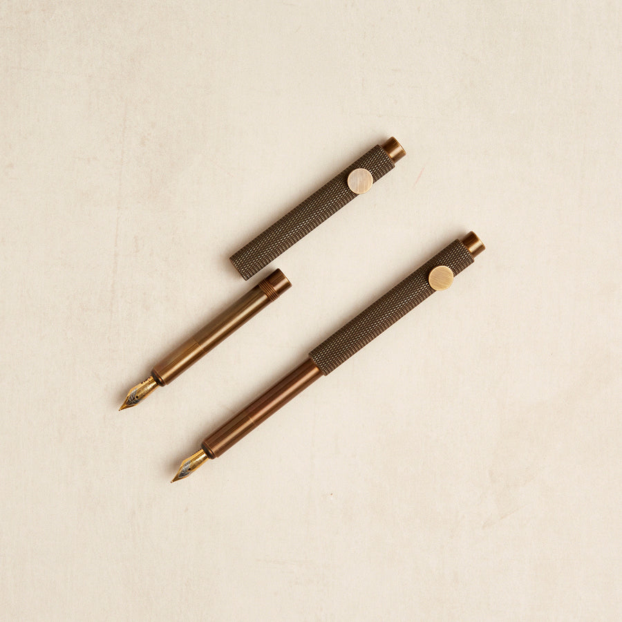 Antique Copper Compact Fountain Pen (+ 2 extra ink cartridges)