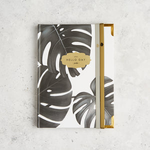 Petite 2024 Weekly Planner: STEMS