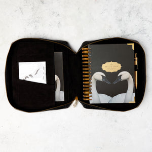 MINIMAL 2026 Daily Planner: NOIR
